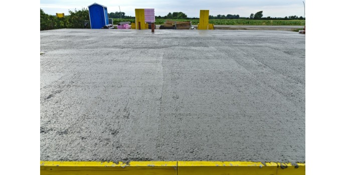 Masa uszczelniająca do betonu – czym się różni od tradycyjnej zaprawy uszczelniającej?